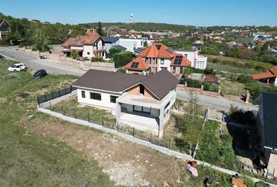 Casă individuală cu 3 camere în Oncea