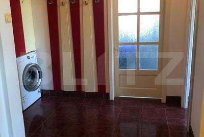 Apartament cu 3 camere decomandat în Central - 1