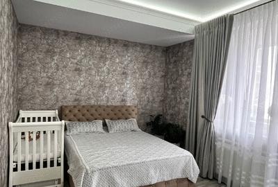 Apartament cu 3 camere decomandat în Băneasa