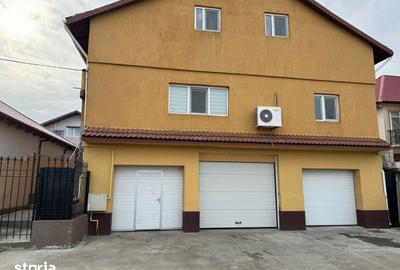 Casă cu 10 camere cu Teren 400 Mp în Central - 2