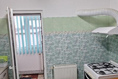Apartament 2 camere | Etaj 1 | Murfatlar strada Aleea Garofi?ei - 12