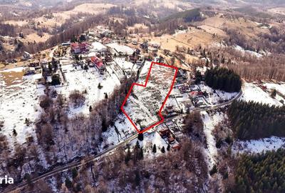 Teren de 1000 mp, în Petros - 2