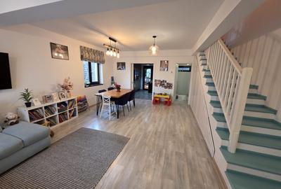 Duplex cu 4 camere cu Teren 250 Mp în Bucium - 1
