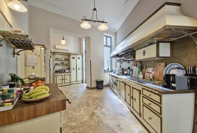 Vila cu arhitectura , 1000mp, 685 mp teren Vila cu arhitectura , 1000mp, 685 mp teren - 8