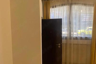 Garsonieră decomandată în Romană - 5