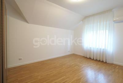 Casă individuală cu 7 camere cu Canalizare în Iancu Nicolae - 25