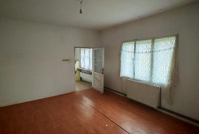 Casa individuala,Bartolomeu in apropierea Bisericii,teren 480 mp - 8