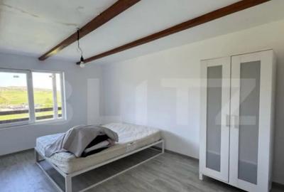 Casă cu 6 camere cu Teren 8700 Mp în Turda - 1