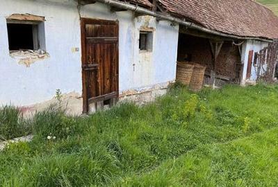Casă cu 3 camere cu Teren 140 Mp în Central