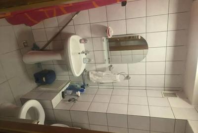 Garsonieră decomandată în Central - 2