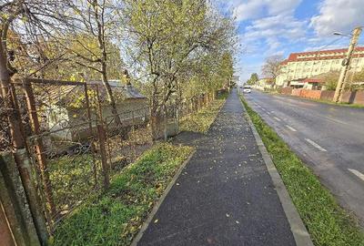 Casă cu Teren 900 Mp în Central - 3