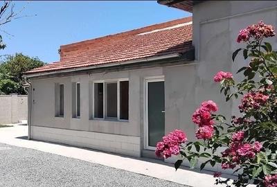 Casă cu 2 camere cu Teren 340 Mp în Central