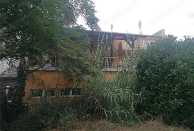 Spațiu comercial, de 550 mp, în Girocului - 17