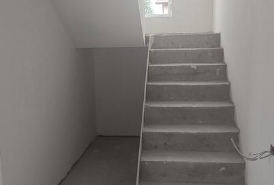 Casă cu 4 camere în Pasărea - 8