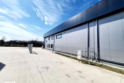 Spațiu comercial, de 10,000 mp, în Nord - 6