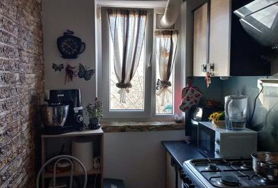 Vanzare apartament 3 camere Ploie?ti - 2