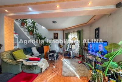 Casă cu 5 camere cu Teren 329 Mp în Ceangăi - 16