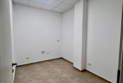 Spațiu comercial, de 570 mp, în Central - 6