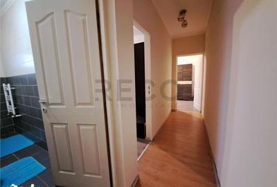 Apartament cu 2 camere decomandat în Rogerius - 6