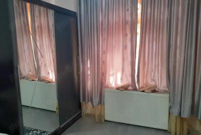 Vanzare Casa + 2 Spatii Comerciale suprafata de 283.mp., in zona Centrala - Str. Rahova - 8