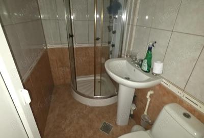Apartament cu 4 camere decomandat în Berceni - 11