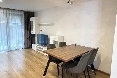 Casă cu 5 camere cu Canalizare în Tractorul - 15