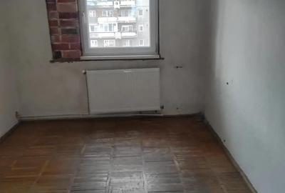 Apartament cu 3 camere decomandat în Decebal - 11