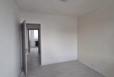 Apartament cu 4 camere decomandat în Apusului - 3