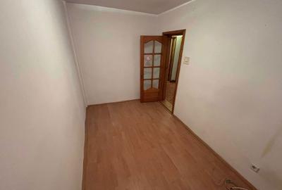 Apartament cu 3 camere decomandat în Sud - 3