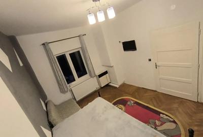 Garsoniera Predeal, renovata, mobilata, 300 m de gara - 2