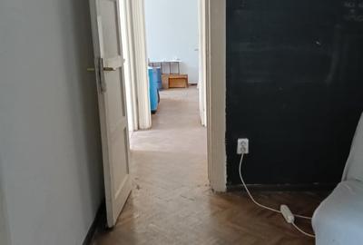 Apartament cu 2 camere decomandat în Dacia