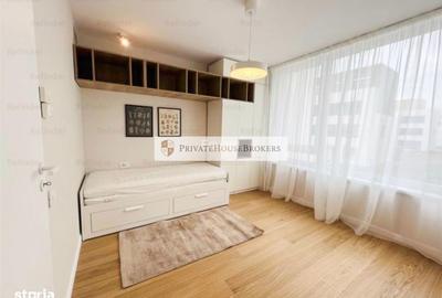 Apartament cu 3 camere semidecomandat în Nord