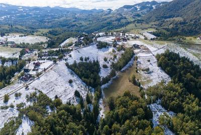 Teren Construcții intravilan de 12000 mp, în Peștera - 8