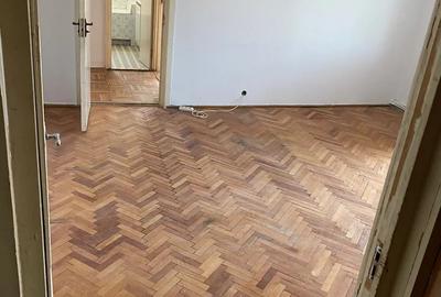 Apartament De Vanzare. - 4