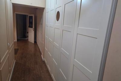 Apartament 3 camere si loc de parcare, statia de metrou Aparatorii Patriei - 12