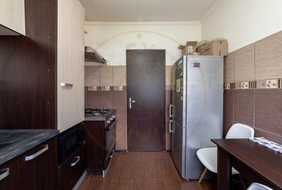 Apartament cu 2 camere semidecomandat în Calea București - 3