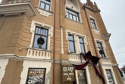 Spațiu comercial, de 1,537 mp, în Central - 5