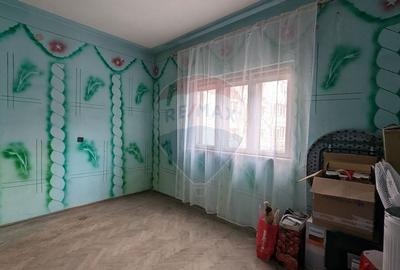 Casă cu 11 camere cu Teren 330 Mp în Iancului - 37