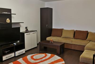 Apartament cu 2 camere semidecomandat, mobilat în Obor