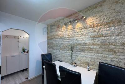 Apt .cu 2 camere de vanzare in zona Podgoria(et.2) - 9
