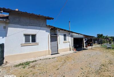 Casă cu 2 camere cu Teren 2200 Mp în Central - 4