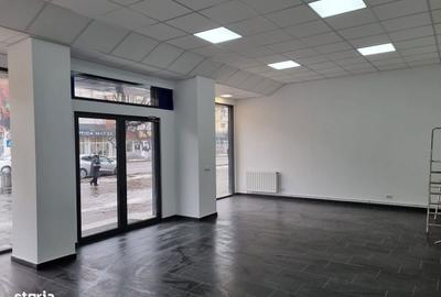 Spațiu comercial, de 66 mp, în Republicii - 2