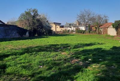 Teren de 1763 mp, în Central - 3