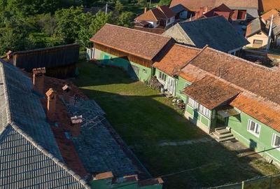 Casă individuală cu 5 camere cu Teren 1092 Mp în Purcăreni - 2