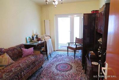 Apartament cu 5 camere decomandat în Polivalentă - 1