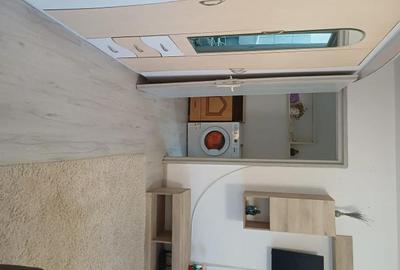 Apartament cu 2 camere semidecomandat în Rovine - 3