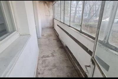 Apartament cu 3 camere semidecomandat în Titan - 3