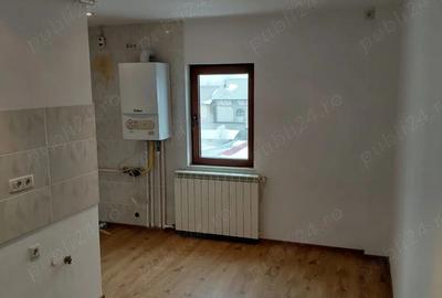 Apartament cu 3 camere decomandat în Oltenița - 8