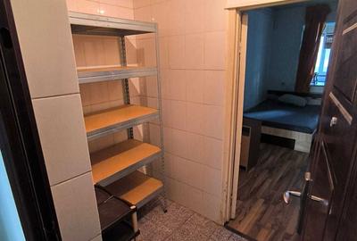 Garsonieră decomandată în Apărătorii Patriei - 2