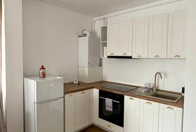 Apartament cu 2 camere decomandat în Tractorul - 3
